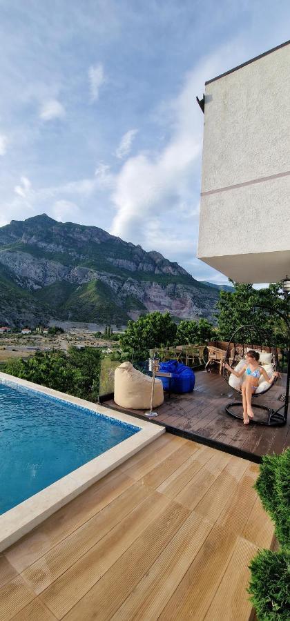 Koman Paradise By Romina * Shkoder