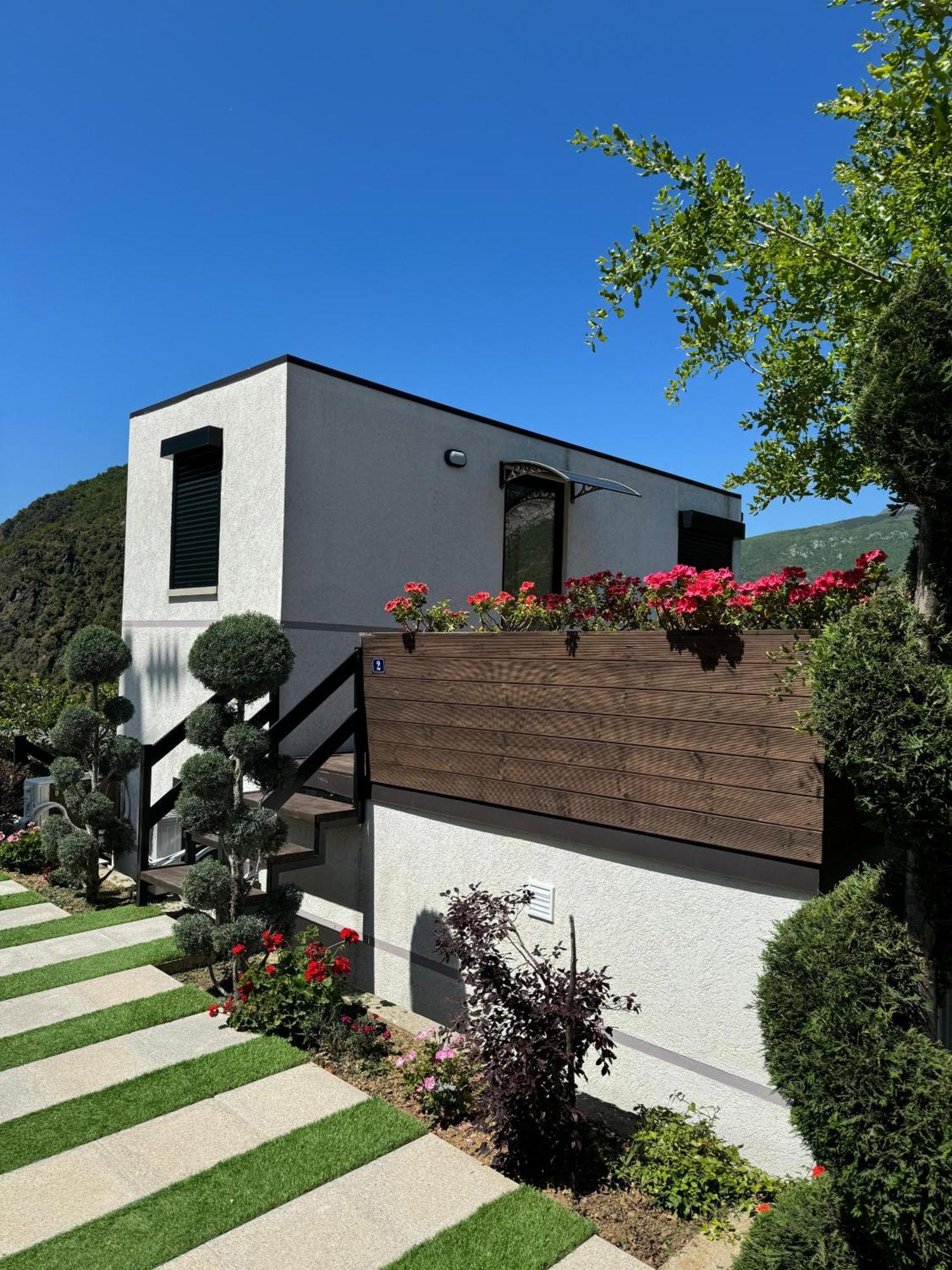 Holiday home Koman Paradise By Romina Shkoder