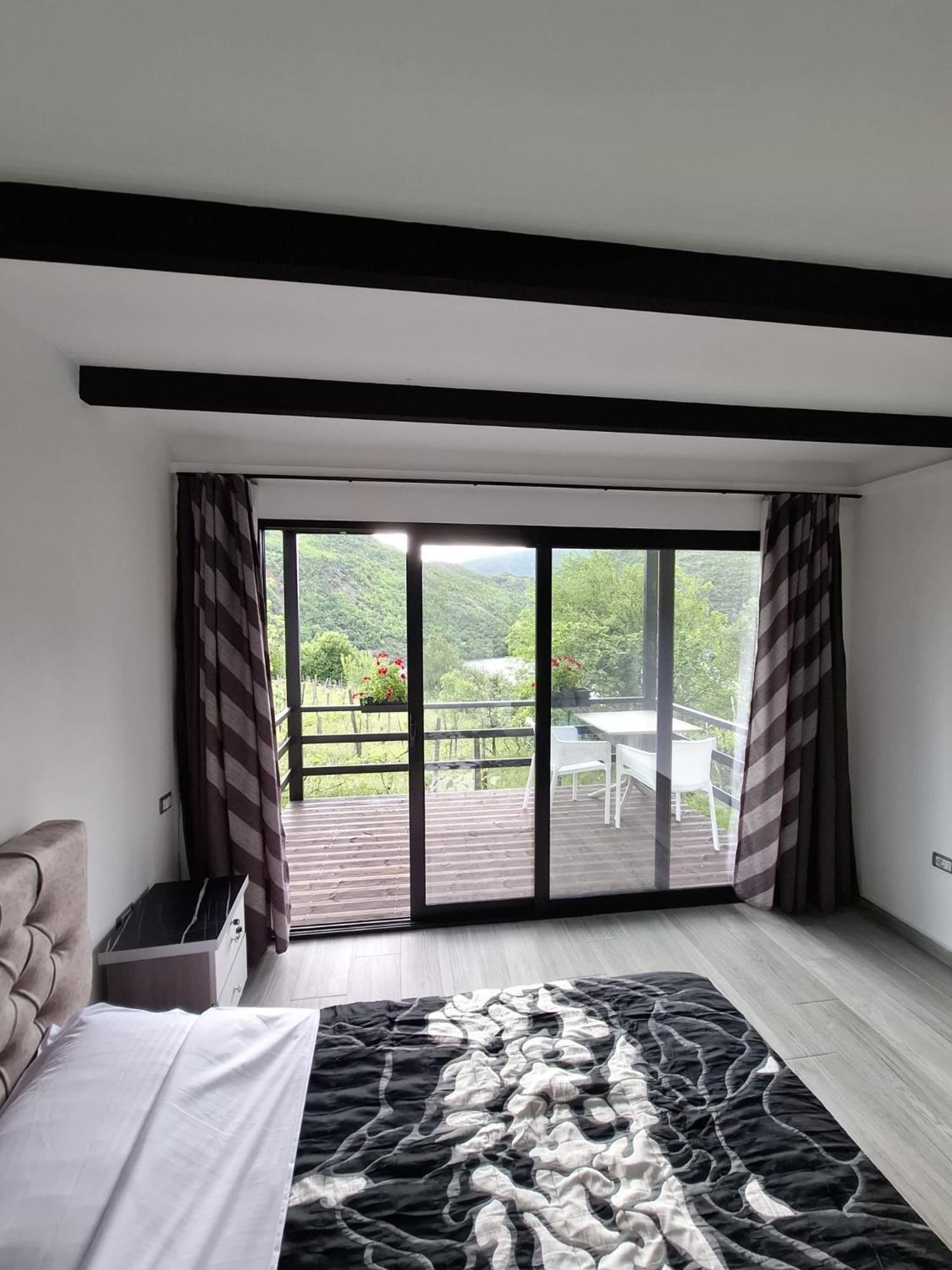 Koman Paradise By Romina Holiday home *